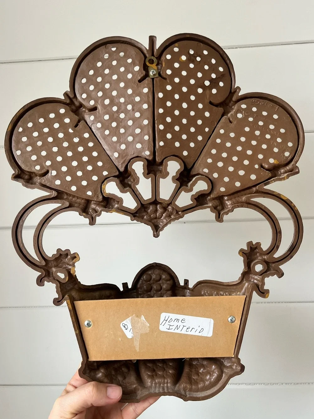 vintage brown faux wicker fan wall pocket planter, molded plastic